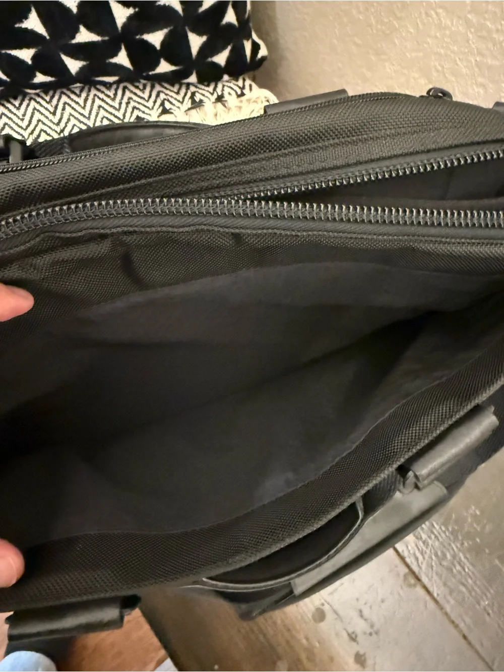 Tumi Black Men's Laptop Briefcase with Front Zip Pocket